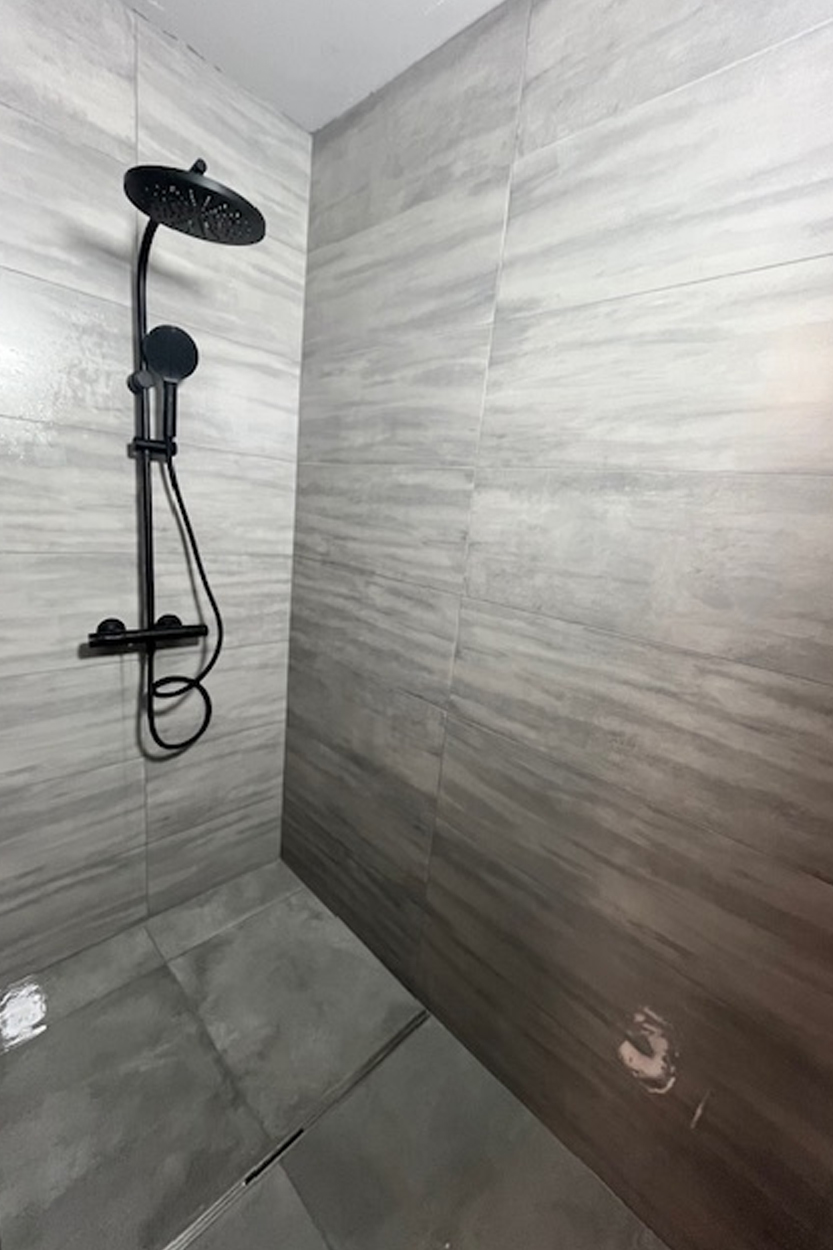 Carrelage Denguin, Carrelage Jurançon, Carrelage Pau, Carreleur Denguin, Carreleur Jurançon, Carreleur Pau, Dégât des eaux salle de bain Denguin, Dégât des eaux salle de bain Jurançon, Dégât des eaux salle de bain Pau, Remplacement baignoire par douche Denguin, Remplacement baignoire par douche Jurançon, Remplacement baignoire par douche Pau, Rénovation de salle de bain Denguin, Rénovation de salle de bain Jurançon, Rénovation de salle de bain Pau, Salle de bain clé en main Denguin, Salle de bain clé en main Jurançon, Salle de bain clé en main Pau