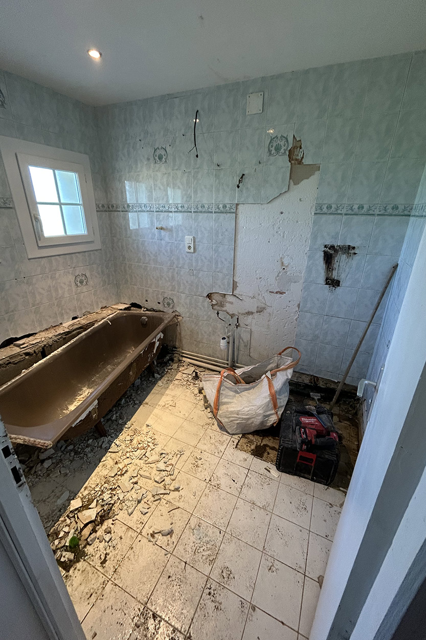Carrelage Denguin, Carrelage Jurançon, Carrelage Pau, Carreleur Denguin, Carreleur Jurançon, Carreleur Pau, Dégât des eaux salle de bain Denguin, Dégât des eaux salle de bain Jurançon, Dégât des eaux salle de bain Pau, Remplacement baignoire par douche Denguin, Remplacement baignoire par douche Jurançon, Remplacement baignoire par douche Pau, Rénovation de salle de bain Denguin, Rénovation de salle de bain Jurançon, Rénovation de salle de bain Pau, Salle de bain clé en main Denguin, Salle de bain clé en main Jurançon, Salle de bain clé en main Pau
